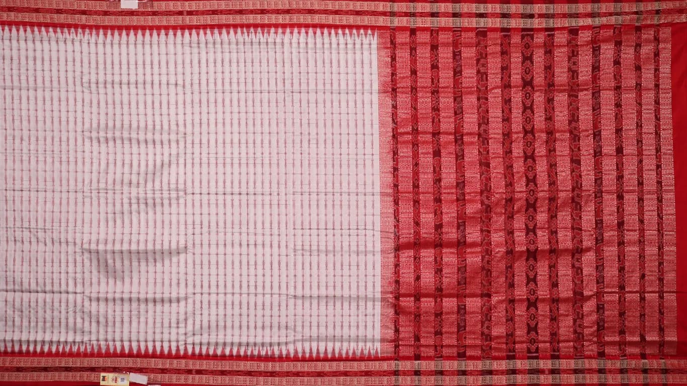 Sambalpuri Ikkat Silk Saree thumbnail 2