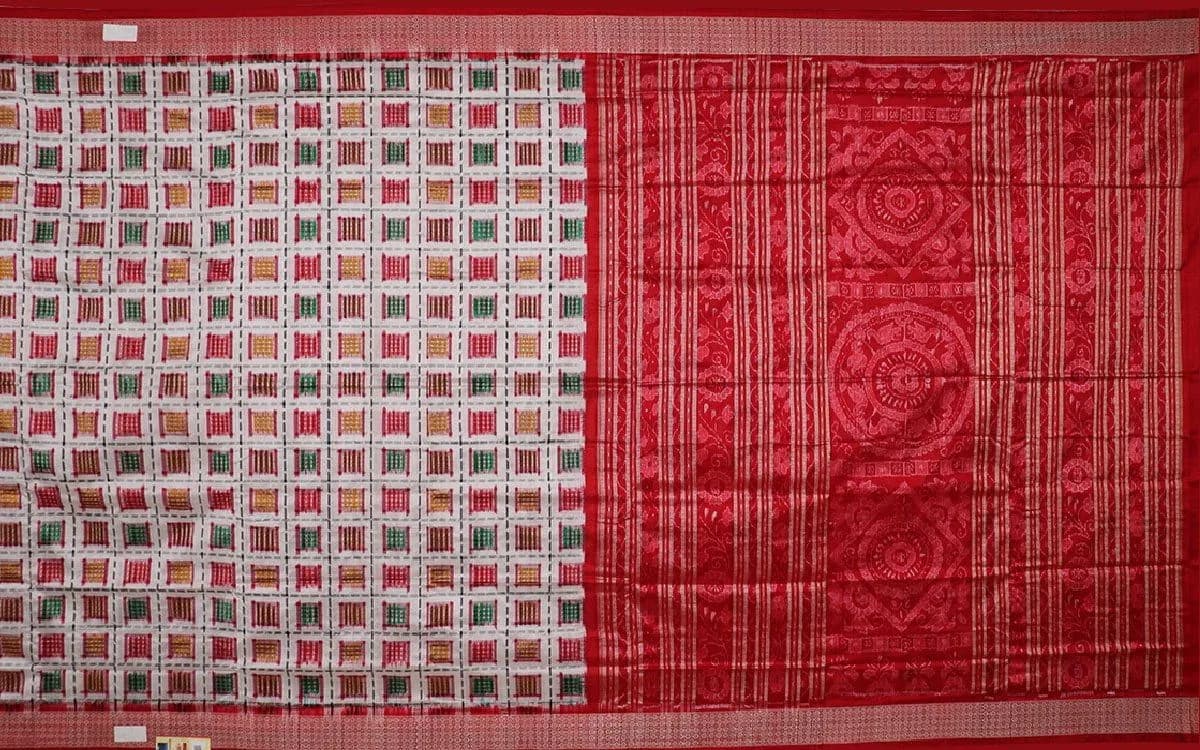 Sambalpuri Ikkat Silk Saree thumbnail 2