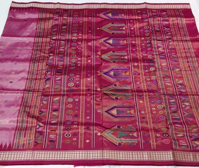 Dolabedi Bubblegum Pink Tissue Silk Saree thumbnail 2