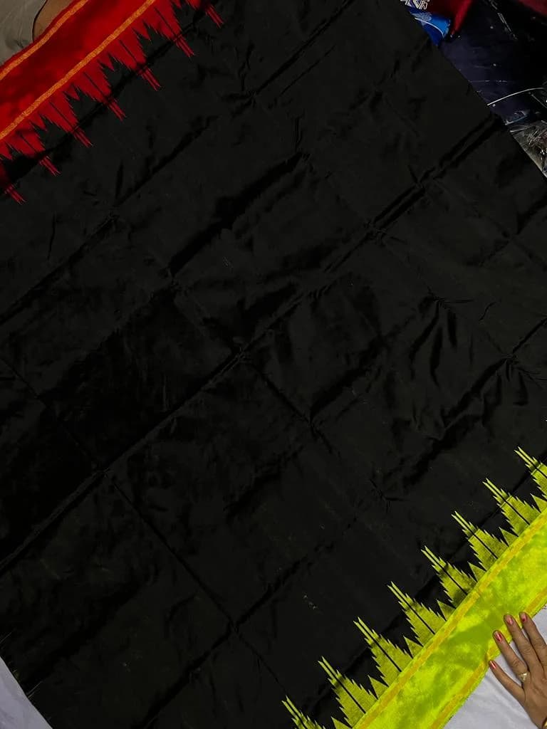 Sambalpuri Half Tissue Phodakumbha Silk Saree thumbnail 3