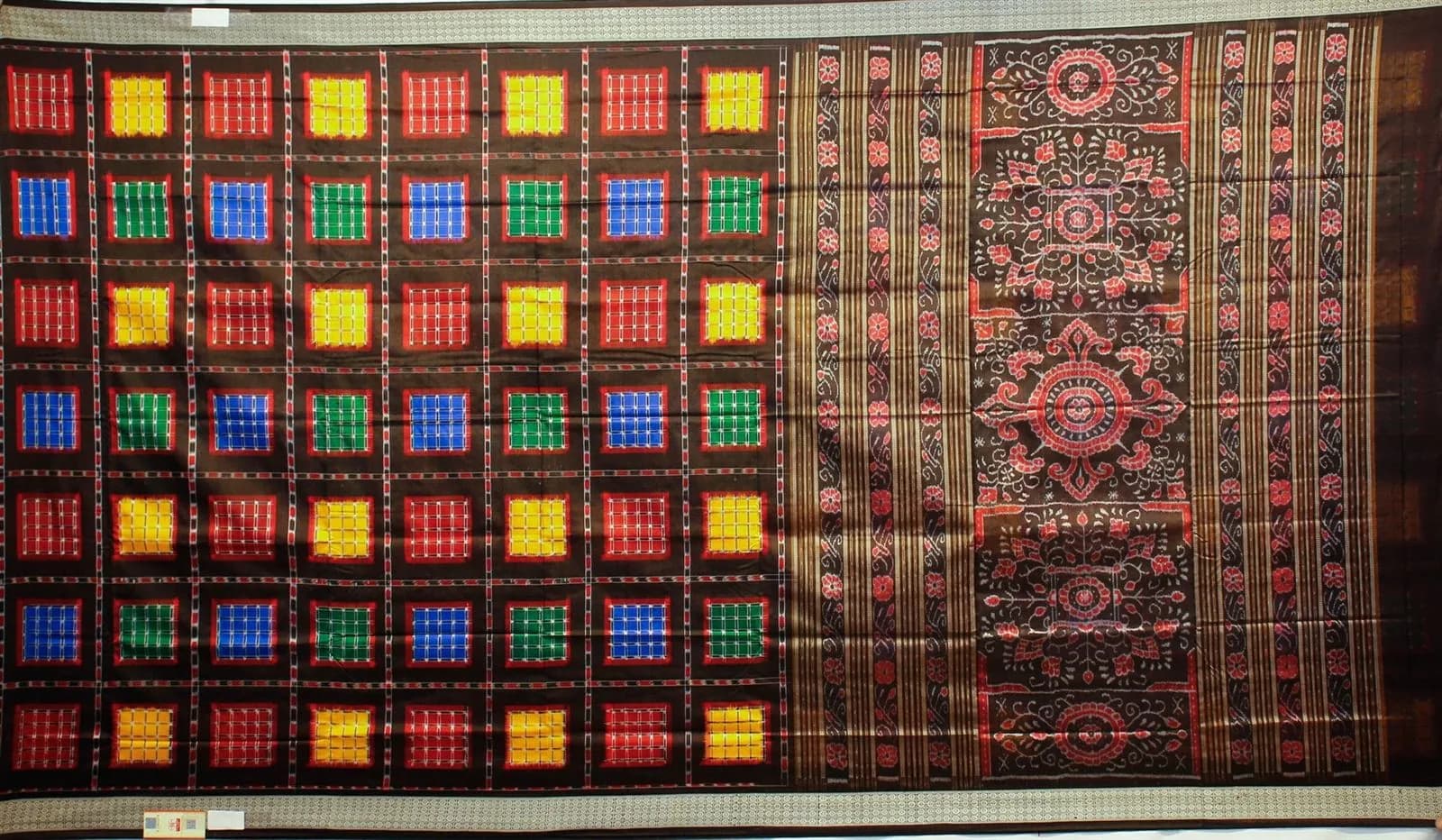 Sambalpuri Ikkat Silk Saree thumbnail 2