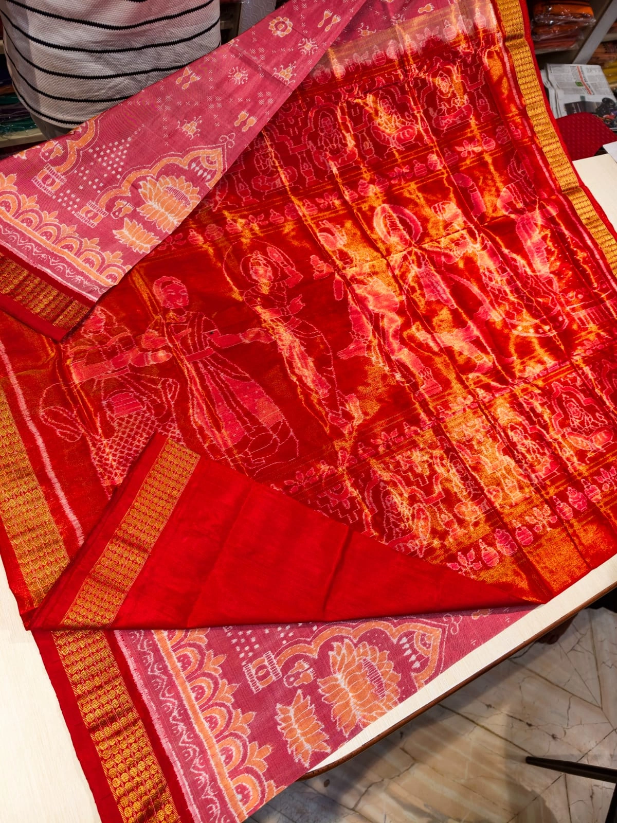 Exclusive Sambalpuri Pure Silk Saree | Traditional Ikat Luxury Weave thumbnail 2