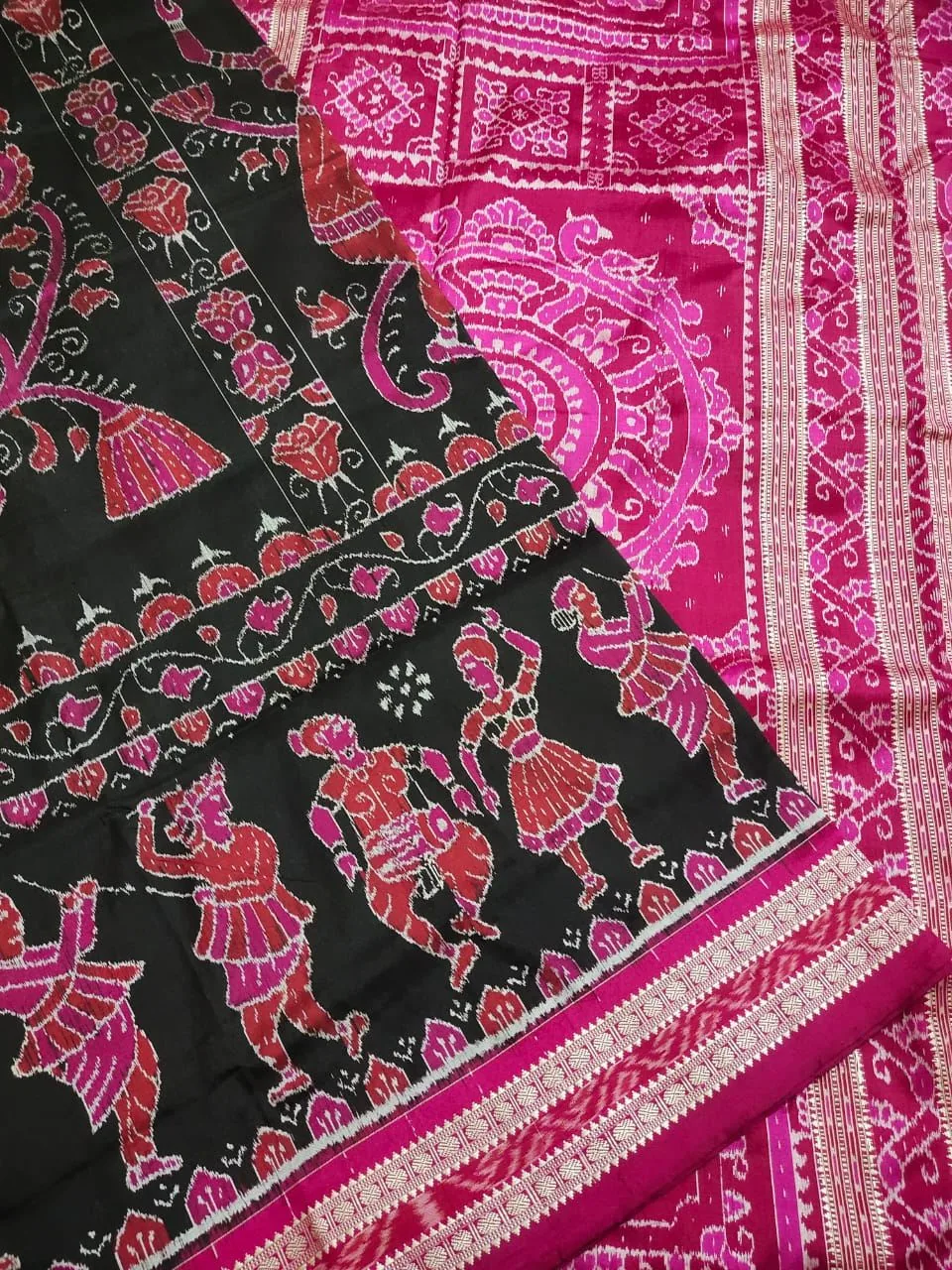 Sambalpuri Dancer Pallu Pure Silk Saree thumbnail 2