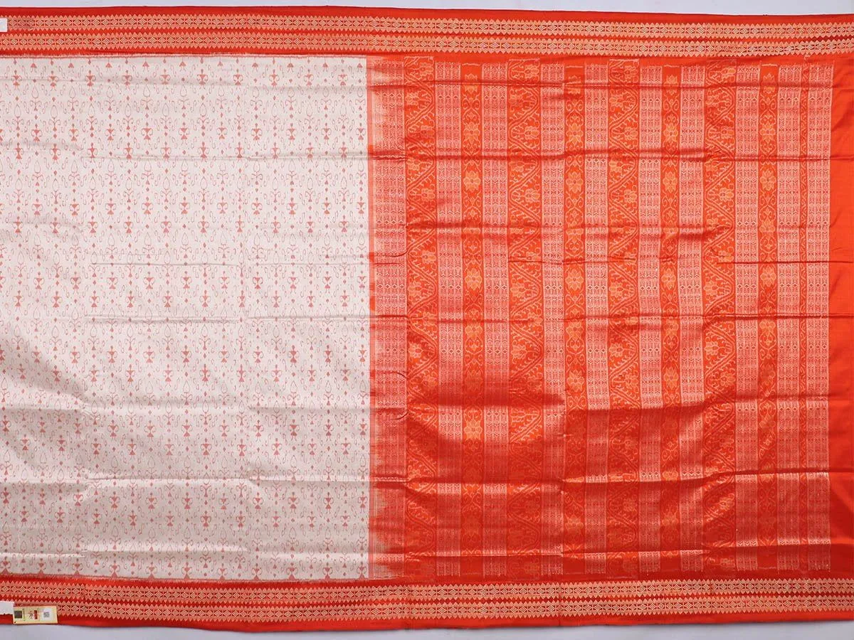 Sambalpuri Ikkat Silk Saree thumbnail 2