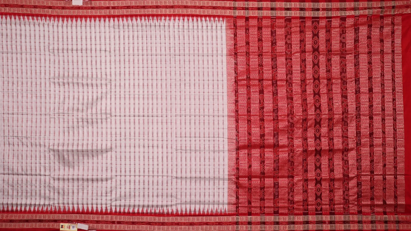 Sambalpuri Ikkat Silk Saree thumbnail 2