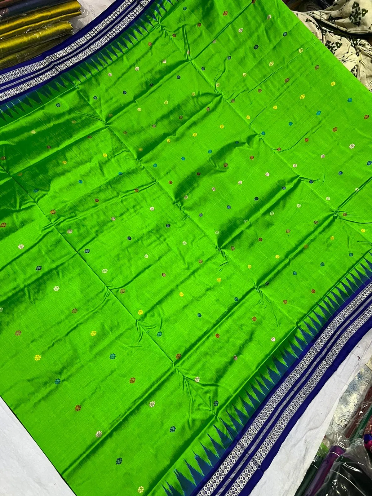 Sambalpuri Dolabedi Silk Saree thumbnail 2